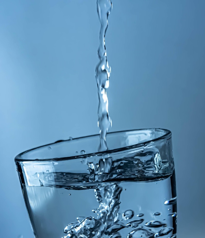 Ayurveda Morgenroutine - warmes Wasser trinken